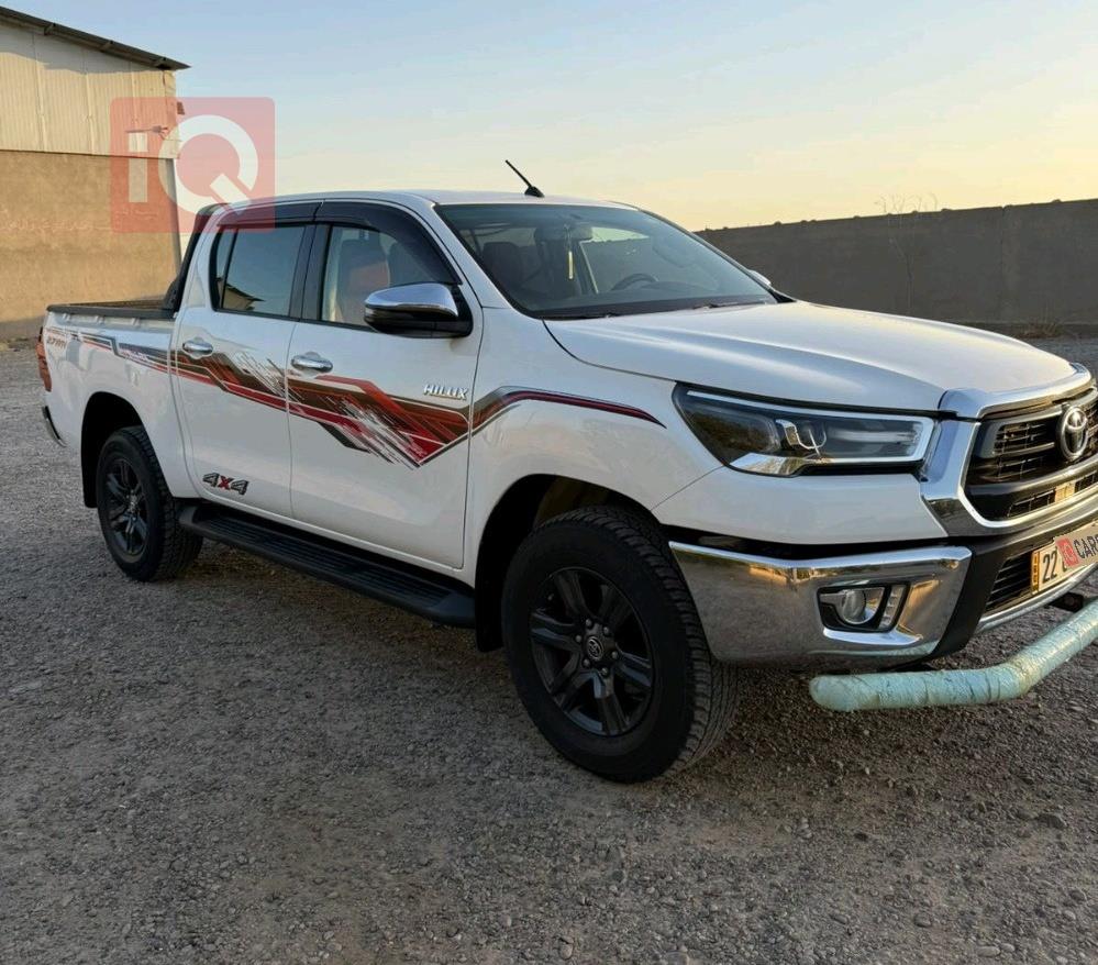 تۆیۆتا هایلۆکس